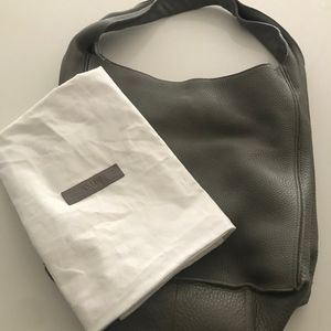 Great condition Aritzia Auxiliary Hobo Satchel